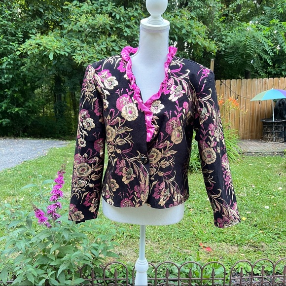 Vintage metallic floral print blazer jacket with ruffle collar - Picture 1 of 13